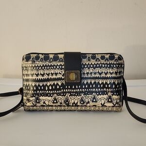Sakroots Convertible Smartphone Crossbody